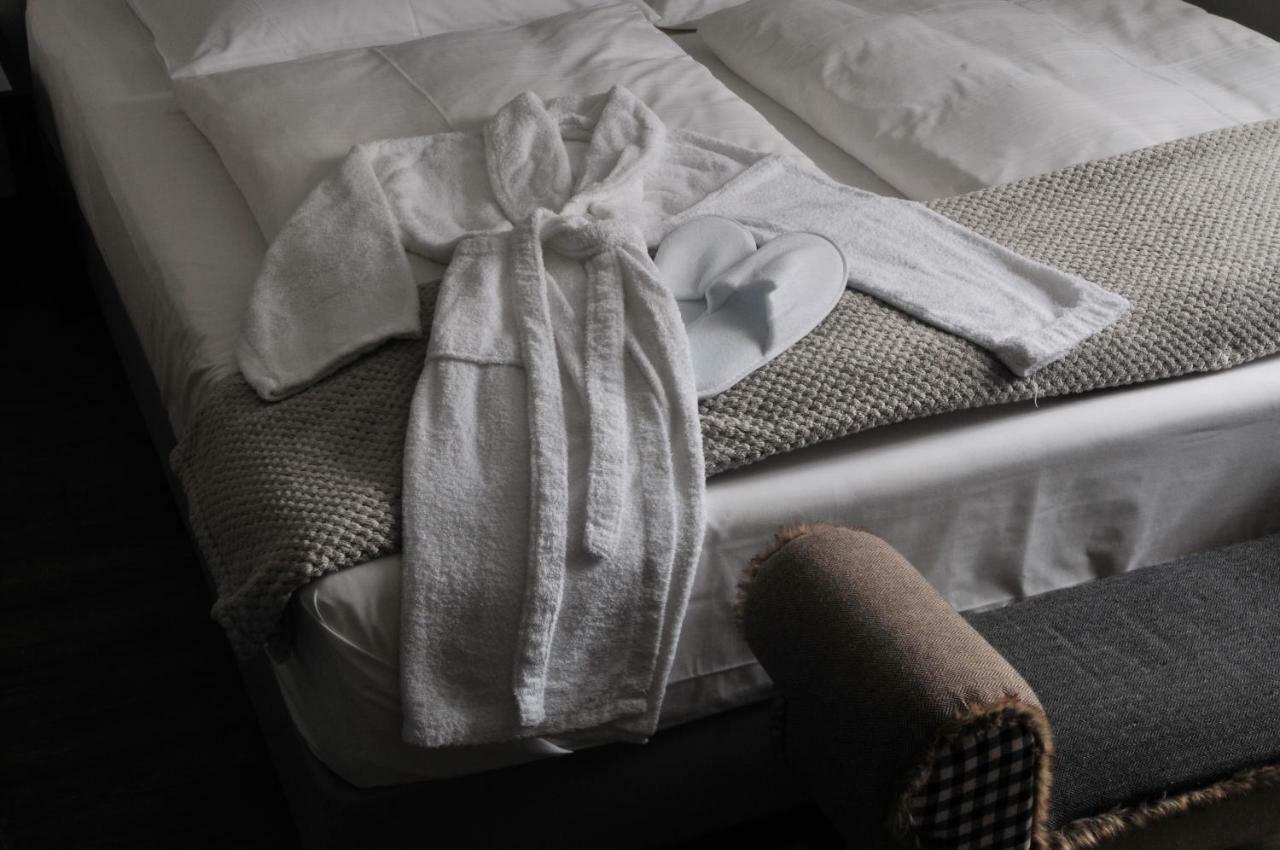 Hotel Sporcher Nest Cadolzburg 外观 照片